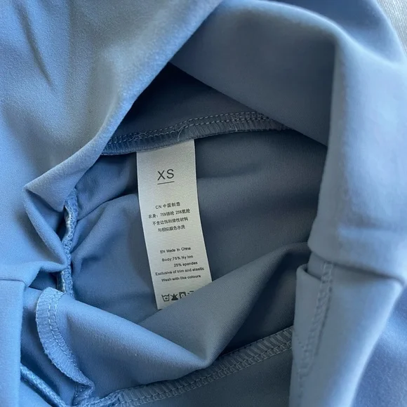 Ruched blue leggings 🩵 - Picture 3 of 3